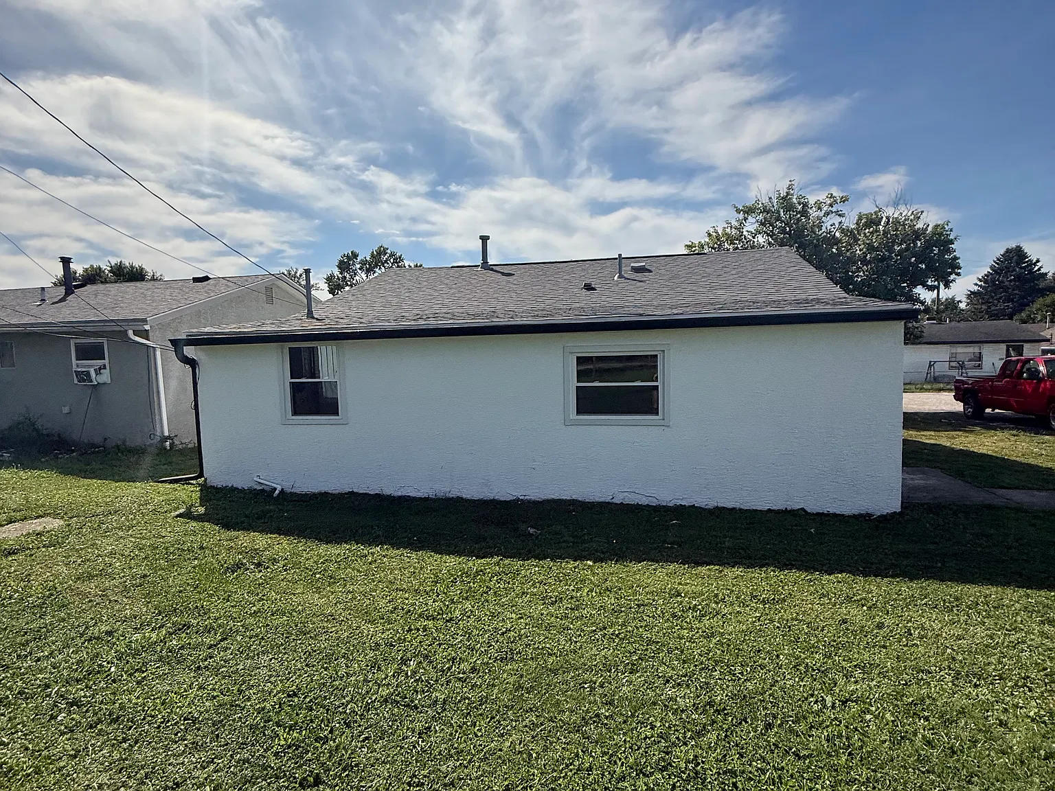 3 bed, 990 sqft, $1,425 — Photo 3