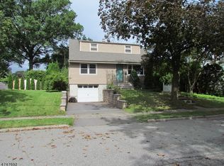 33 Red Maple Ave, Bloomfield, NJ 07003