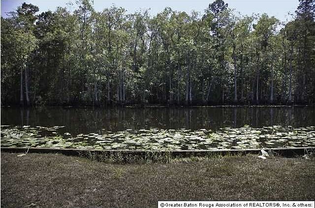 2nd image of 23282 Chene Blanc Ln
