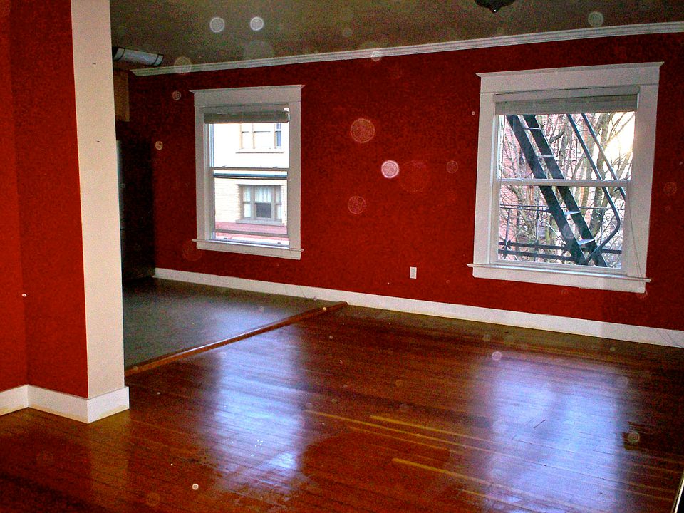 2nd image of 1104 SW Columbia St Unit 301