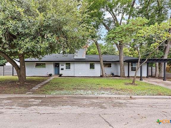 2nd image of 2601 George Dr