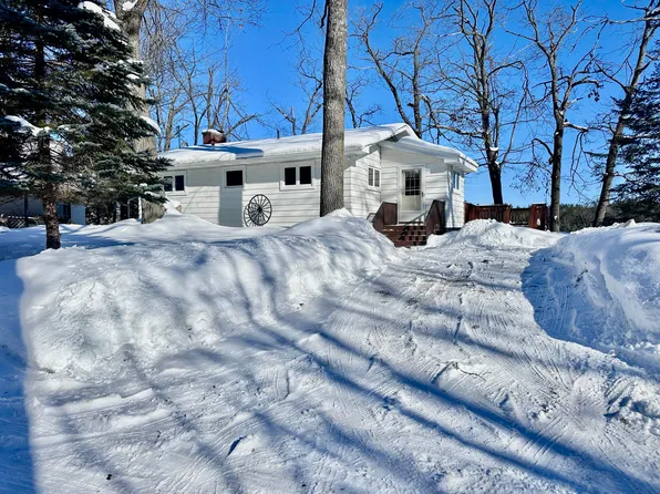 9055 Chub Lake Ridge Rd, Gaylord, MI 49735