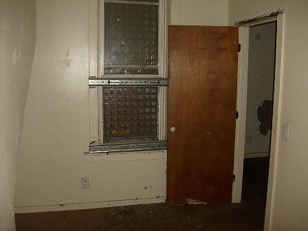 5th image of 9019 S Burley Ave