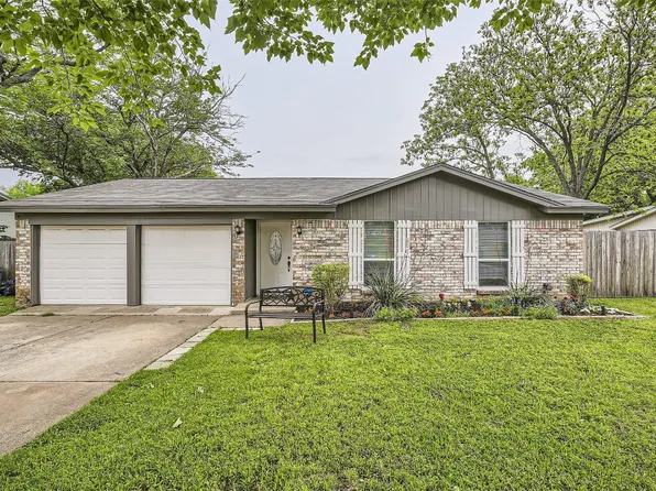 7517 Susan Ct, North Richland Hills, TX 76180