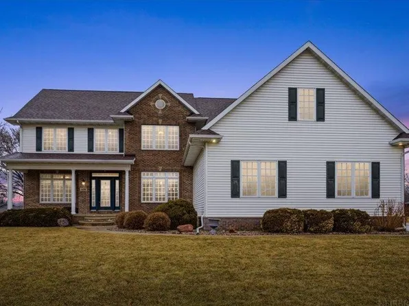 436 Primrose Dr, Hudson, IA 50643