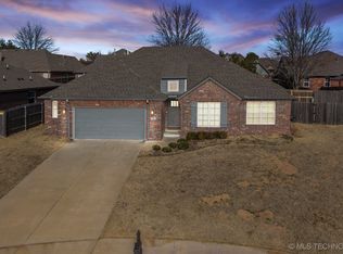 2604 W Natchez St, Broken Arrow, OK 74011