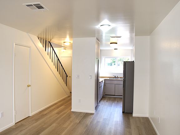 2nd image of 13422 Village Dr