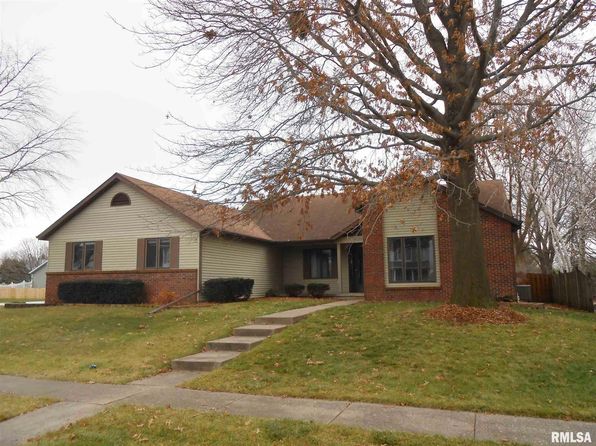 2575 Chesterfield Dr Bettendorf Ia 52722 Zillow