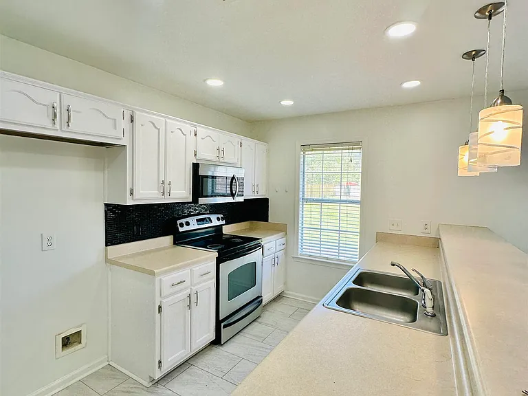 10006 Cameron Ridge Trl — Photo 3