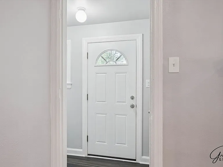 9610 Asbury Park — Photo 3