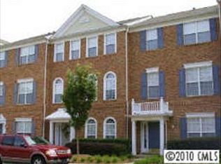 10432 Winslet Dr, Charlotte, NC 28277
