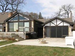 5108 Leeside St, McHenry, IL 60050