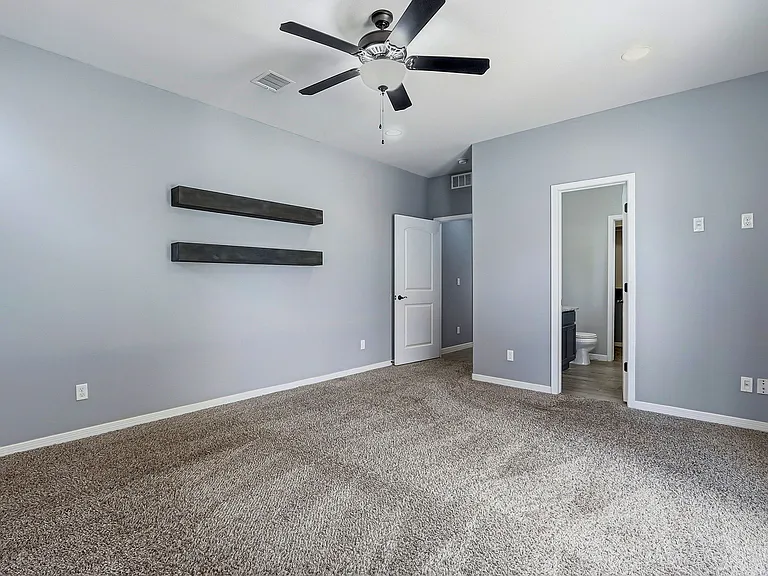 2120 Honour Point Pl — Photo 23
