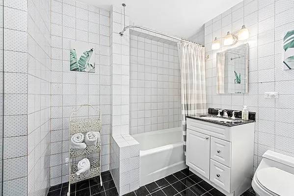 Sold by Compass | media 5