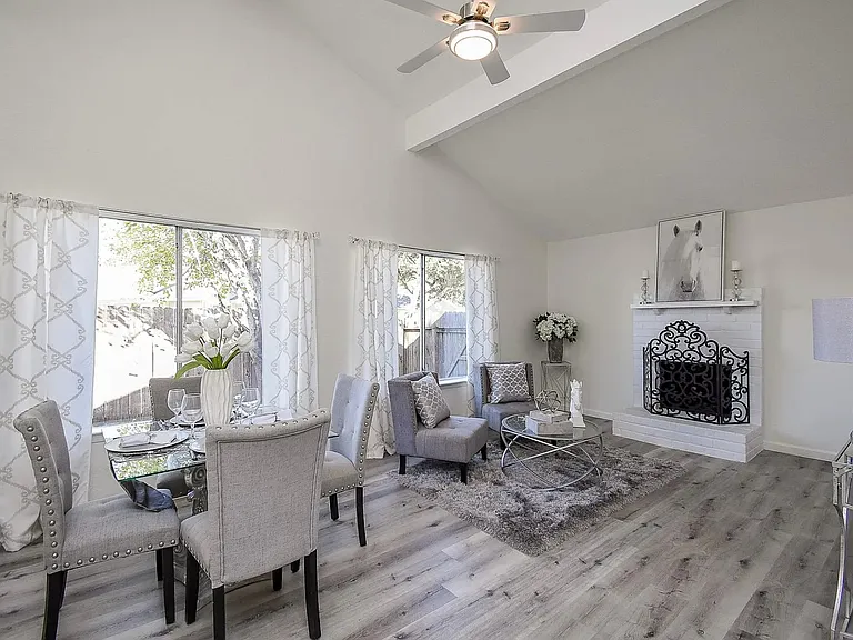 10010 Tahoka Ln — Photo 8