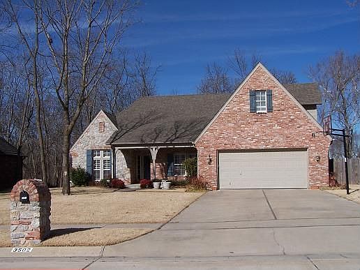 Great curb appeal! Custom built by Terry Davis - one owner