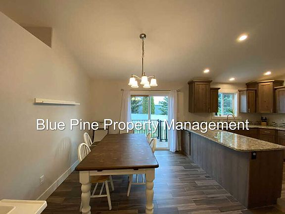 5th image of 479 N Wind River Dr