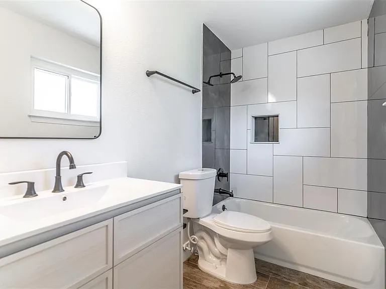 16880 SE 63rd Ln — Photo 31
