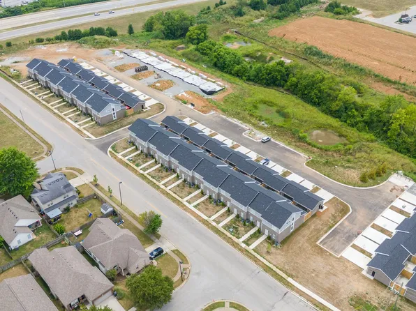 143 Ferndale Pass, Lexington, KY 40511