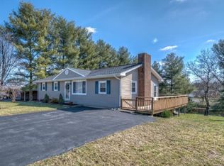 420 Dogwood Trl, Piney Flats, TN 37686