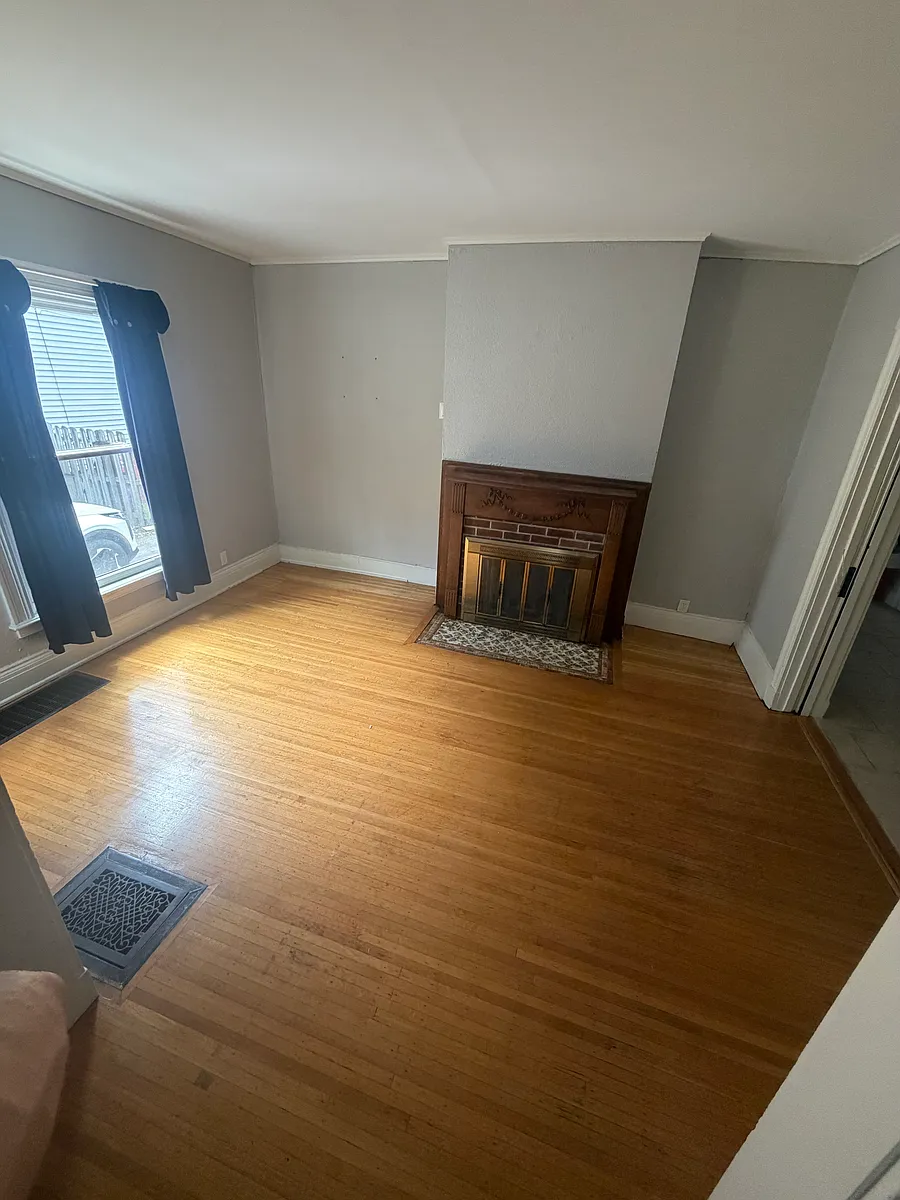 Building Photo - 171 Harvard St #1