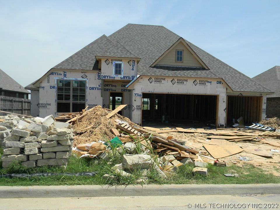 2nd image of 8225 N 77th East Ave