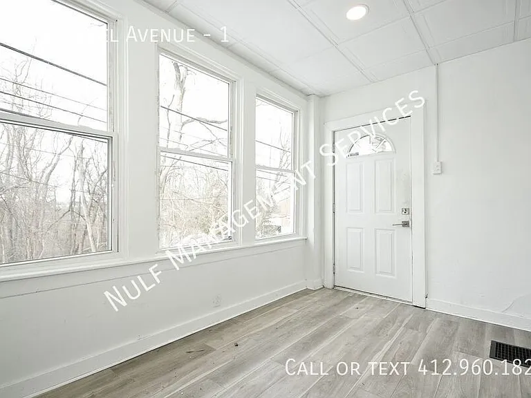 2611 Voelkel Ave #1 — Photo 5