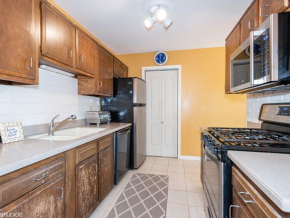 5th image of 1776 Marquette Ln #5671