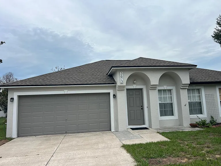 3673 Wellington Pl — Photo 2