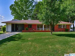 1110 Woodall Cir NW, Huntsville, AL 35816