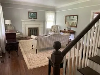 3 bed, 2390 sqft, $1,000 — Photo 4