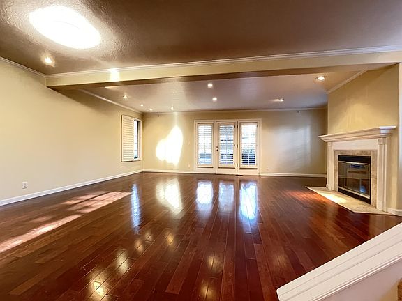 4th image of 1515 Keesling Ave