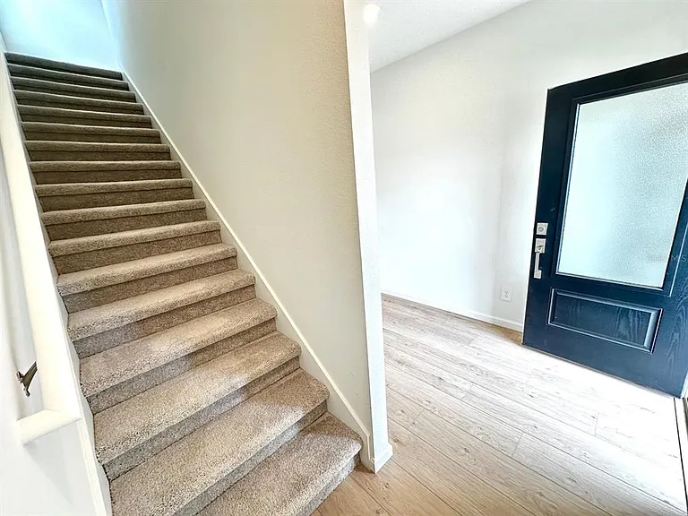 3129 Brookhollow Way — Photo 4