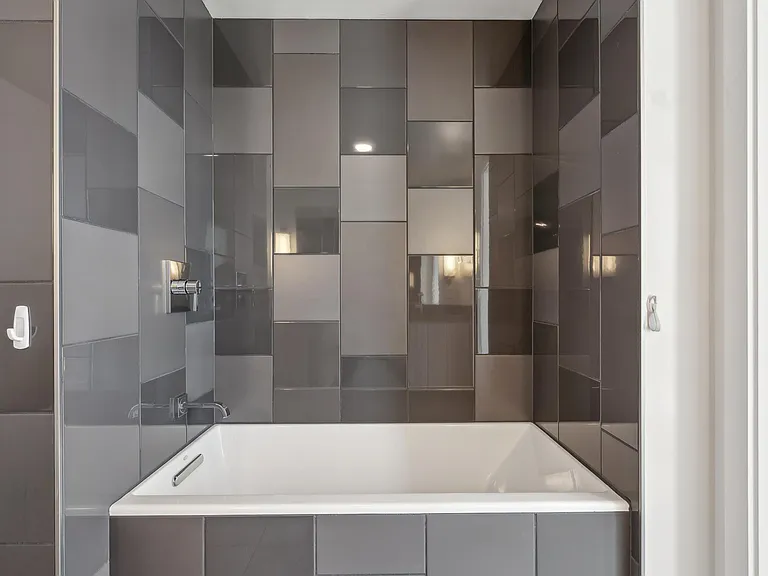 718 Long Bridge St #800 — Photo 34