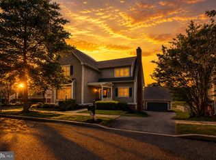 435 Fairmont Dr, Chester Springs, PA 19425