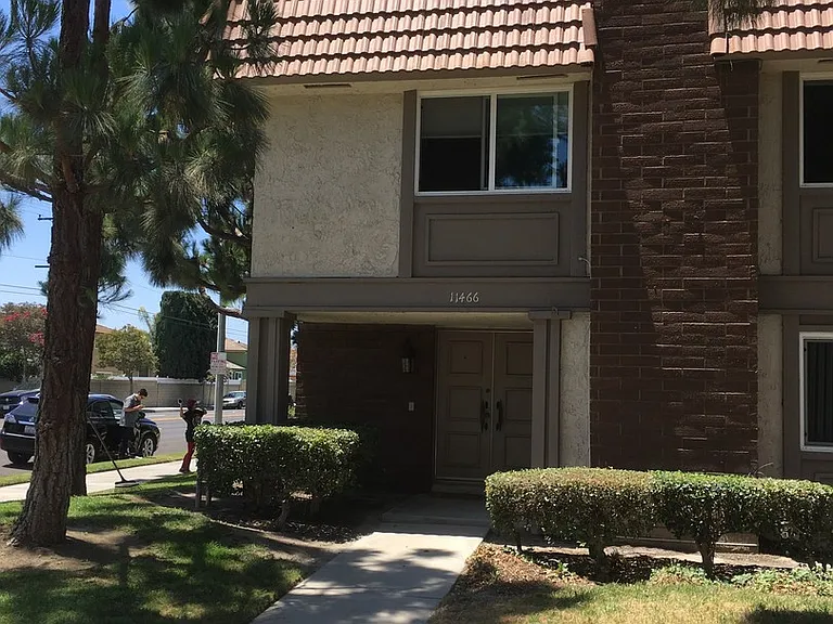 11466 Pinckney Way — Photo 1