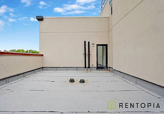 2nd image of 58 Palmetto St #5J