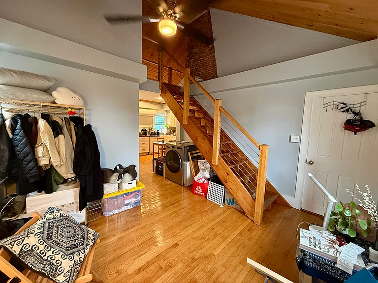 405 Benefit St #B — Photo 2