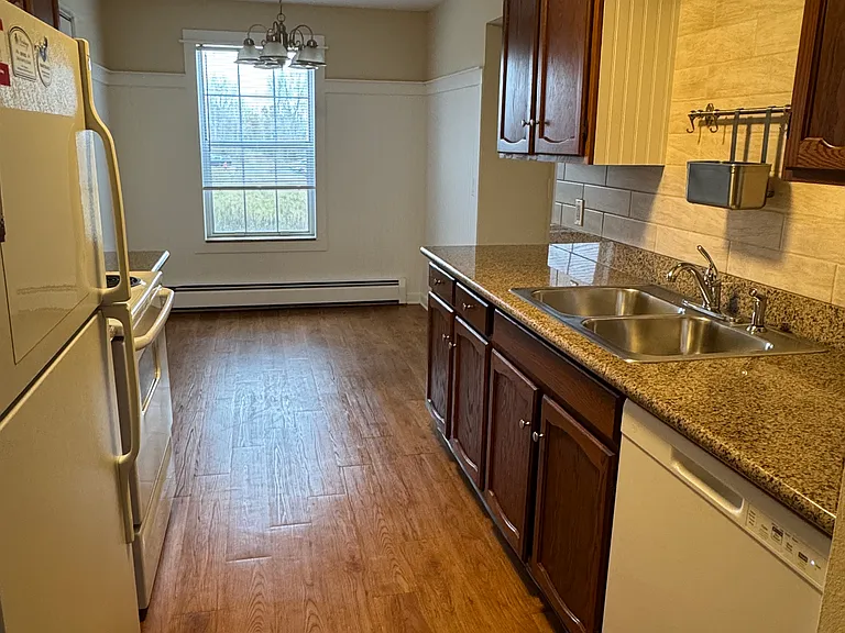 Heritage Apartments — Photo 74