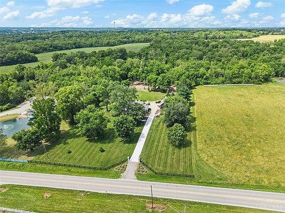 2nd image of 5596 Greentree Rd