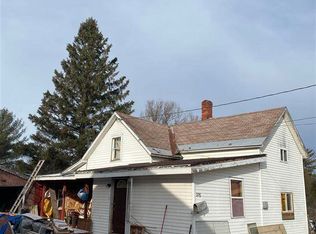 376 Winthrop St, Ishpeming, MI 49849