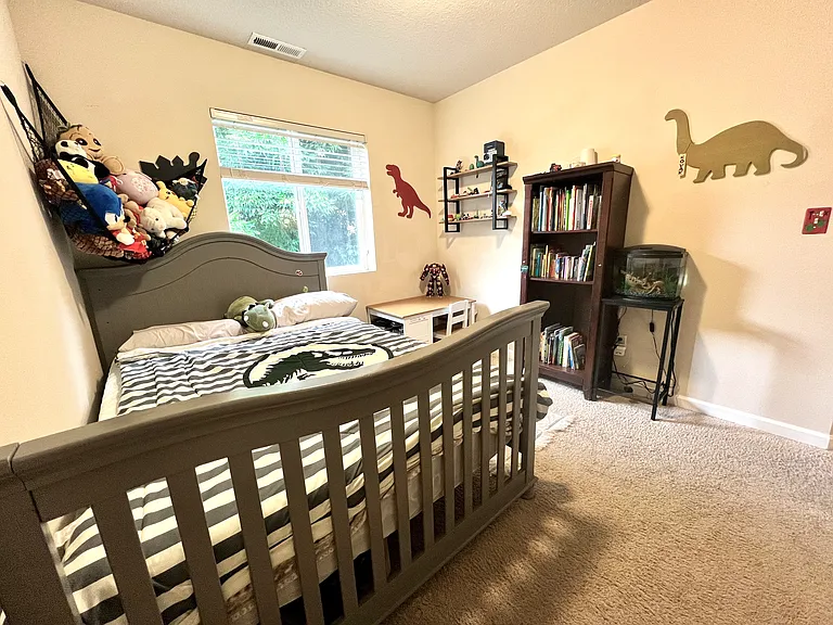 Bedroom #1