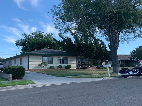 3rd image of 630 Canary Ln