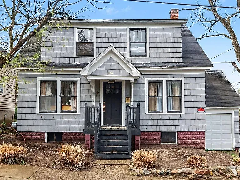140 Dixie Ave