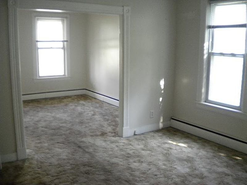 2nd image of 1330-1332 MAIN Street
