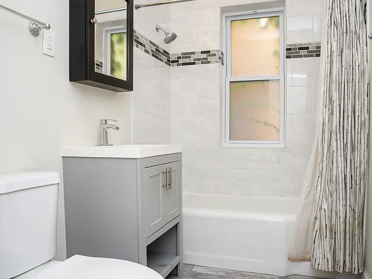 943 Judson Ave #2 — Photo 8