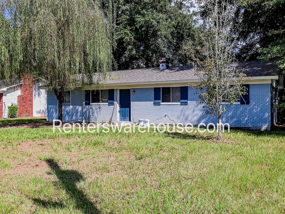 1st image of 805 Essex Dr