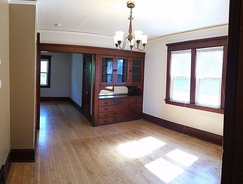 5th image of 3251A N Booth St