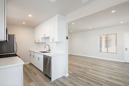 2nd image of 10355 S Western Ave APT 11