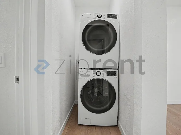 2814 1/4 West Ave #34 — Photo 8